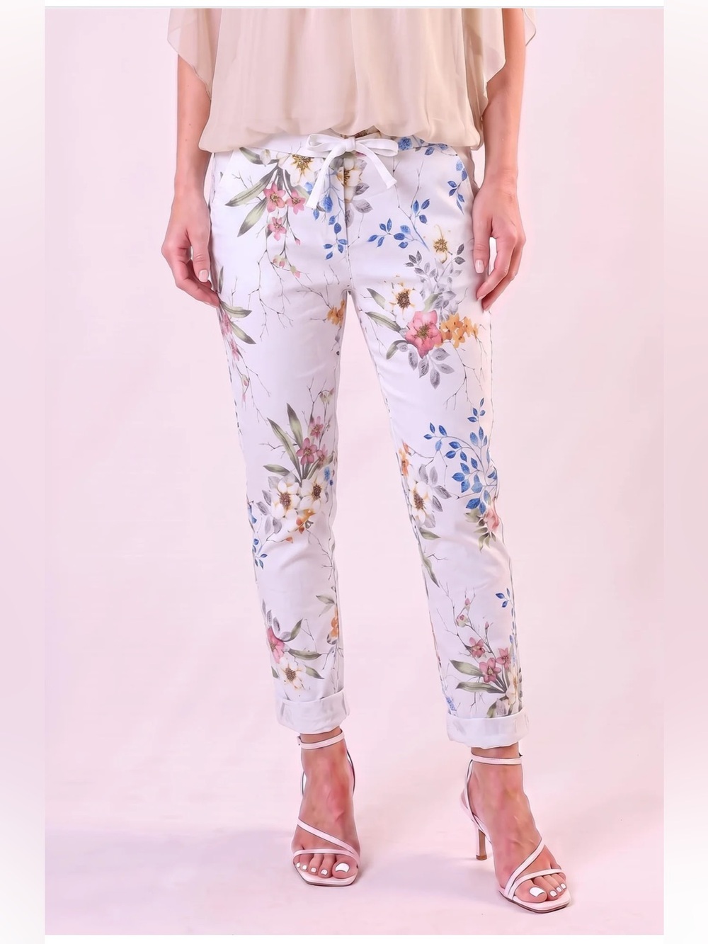 NWT Floral Pant by Tina Stephens